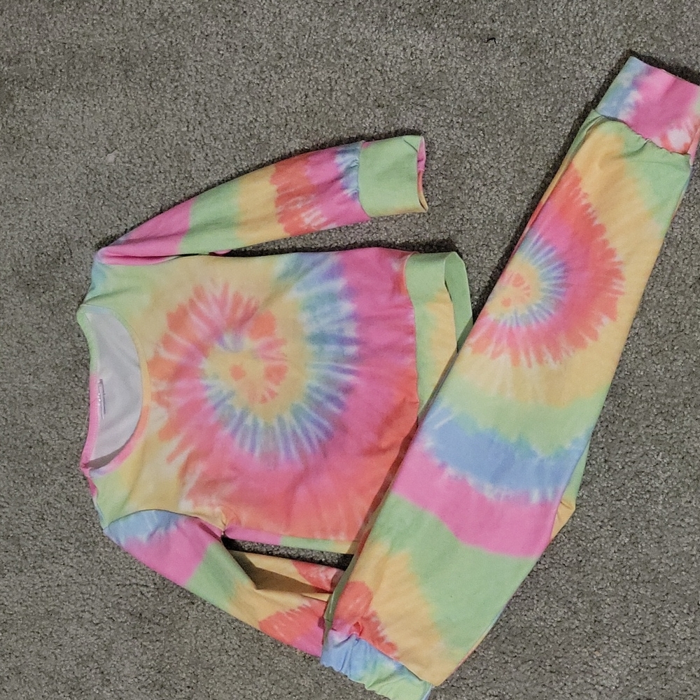 Girls 2 pc outfit